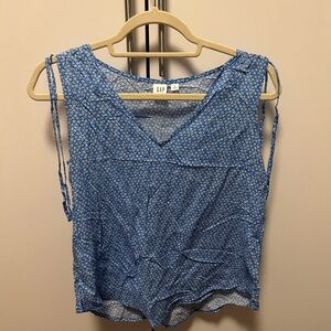 GAP Blue Micro-Print Sleeveless V-Neck Camisole